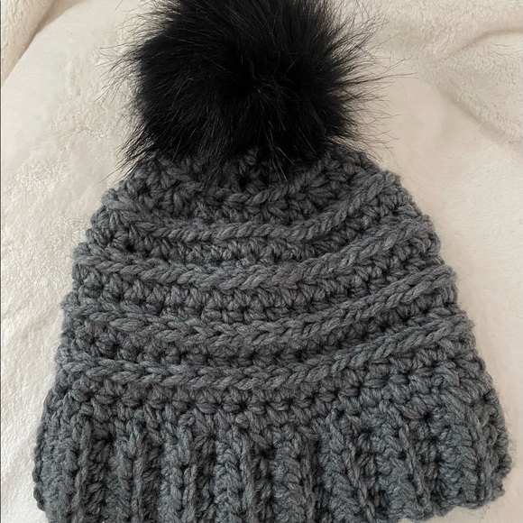 Beanie - Picture 2 of 4